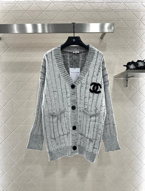Plush knitted cardigan