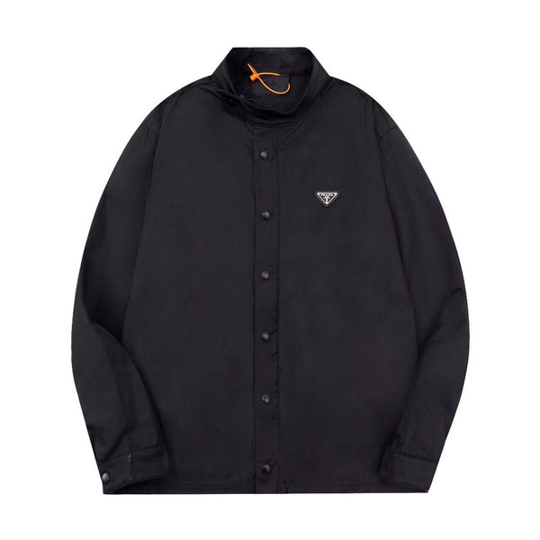 Leichte Jacke mit Dreieckslogo