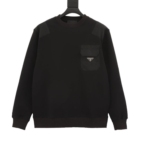 Sweat-shirt ras du cou avec poche poitrine