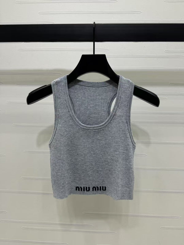 short knitted vest