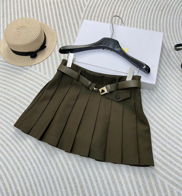 25 nouvelles jupes plissées à ceinture vert armée