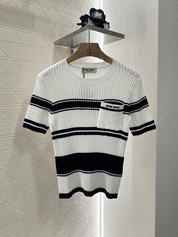 Striped knitted short sleeves